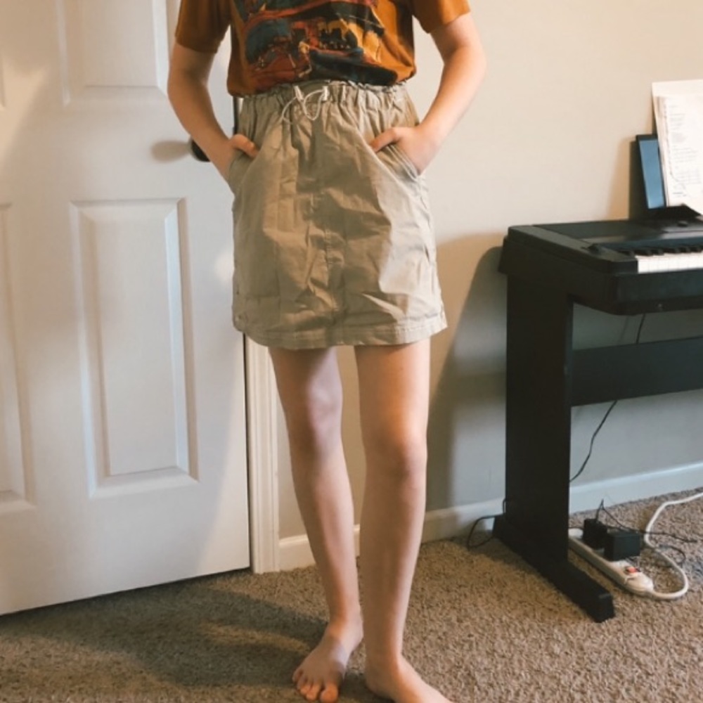 Cargo mini skirt